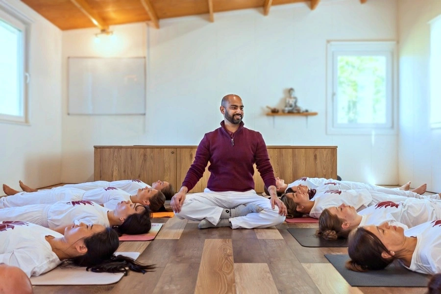 Devenir professeur de Yoga Nidra