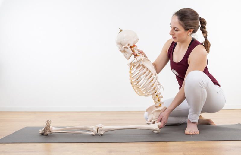 Mouvement et compression dans le yoga
