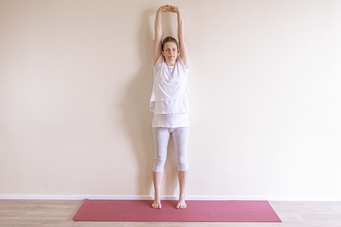 Tadasana (Pose da montanha) Tadasana (Pose da montanha)