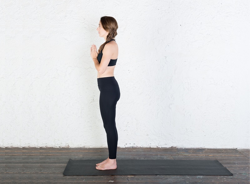 Leg toning yoga with Lauren Rudick | Root Chakra Yoga | Muladhara Chakra  yoga - YouTube